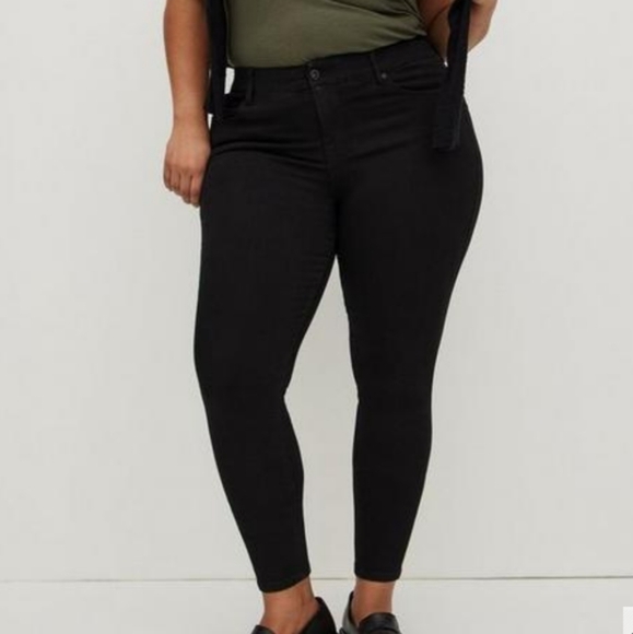 Torrid Bombshell Skinny Premium Stretch High-Rise Black Jean Size 16 Tall - Picture 1 of 7